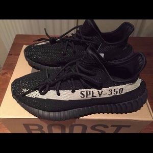 Yeezy boost 350 v2 core white